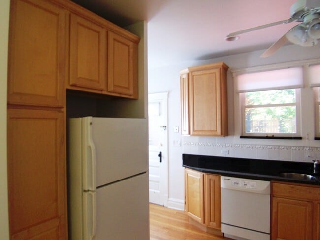 Photo - 1226 Simpson St