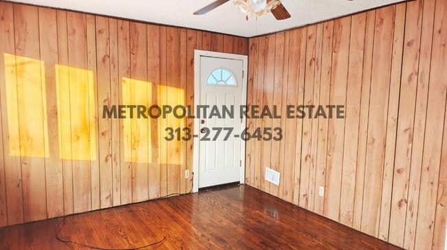 Photo - 32272 Iron Ct