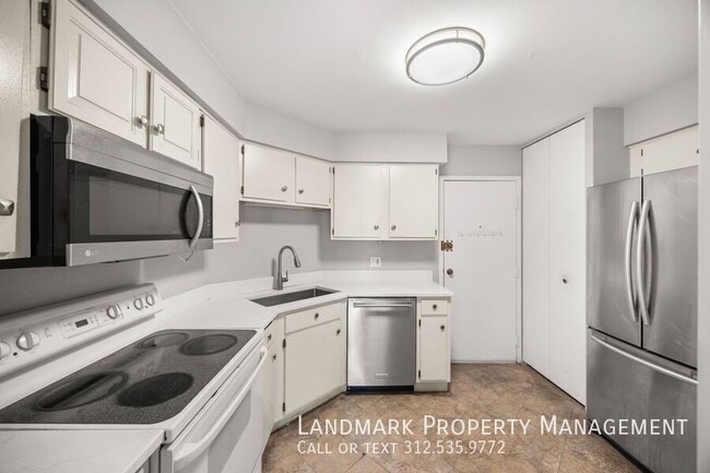 Photo - 6033 N Sheridan-Unit 35D Unidad 35D