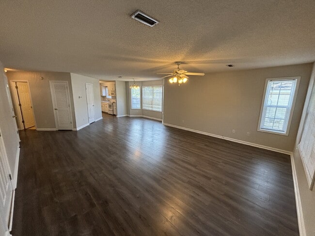 Photo - 165 Radford Cir