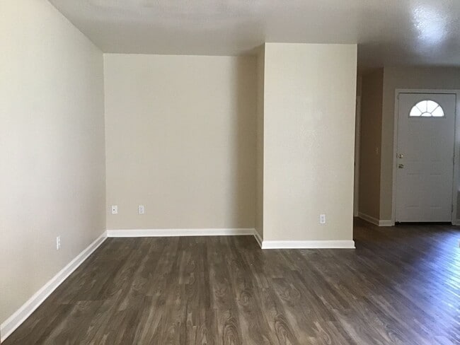 Photo - 3/2.5 Diamond Springs Condo