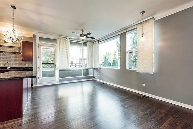 Photo - 2065 N Kedzie Ave Unidad 104