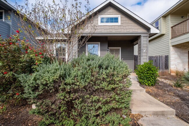 Photo - Lovely 3 Bedroom, 2 Bath Home Near Tesla Giga Factory