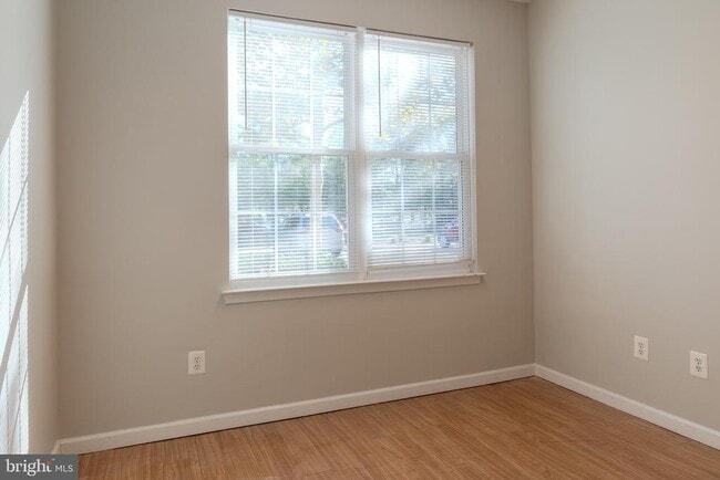 Photo - 42806 Smallwood Terrace
