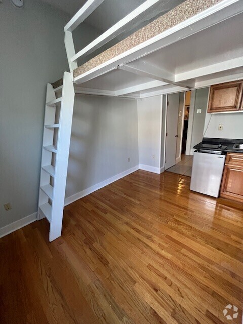 Building Photo - 507 Beacon St Unit 4 Rental