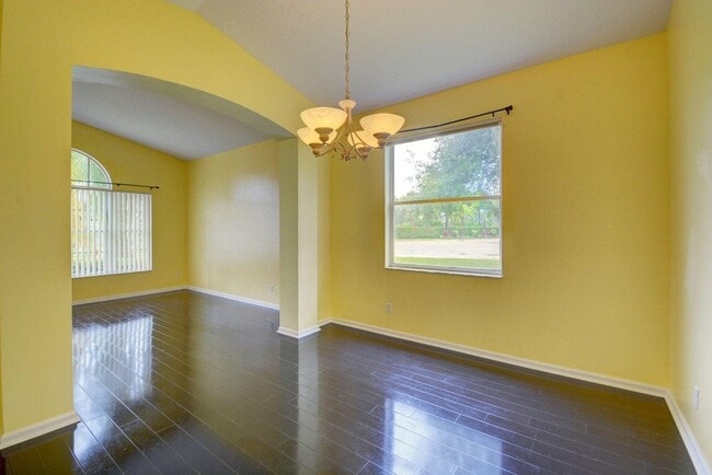 Photo - 1282 Pebble Ridge Ln