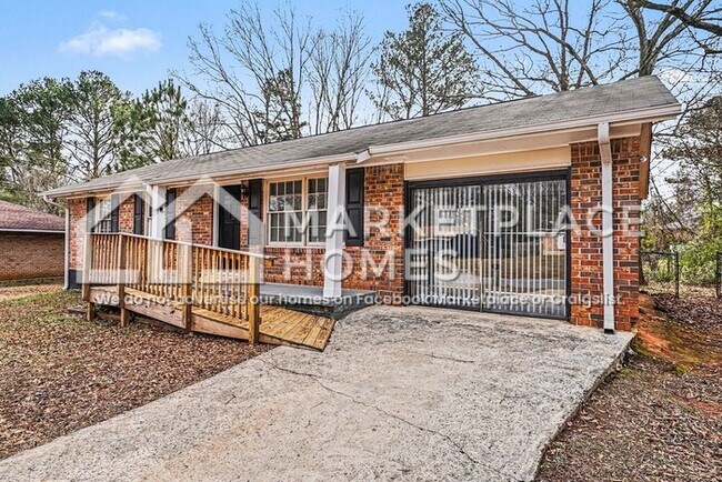 Photo - 8219 Sussex Dr