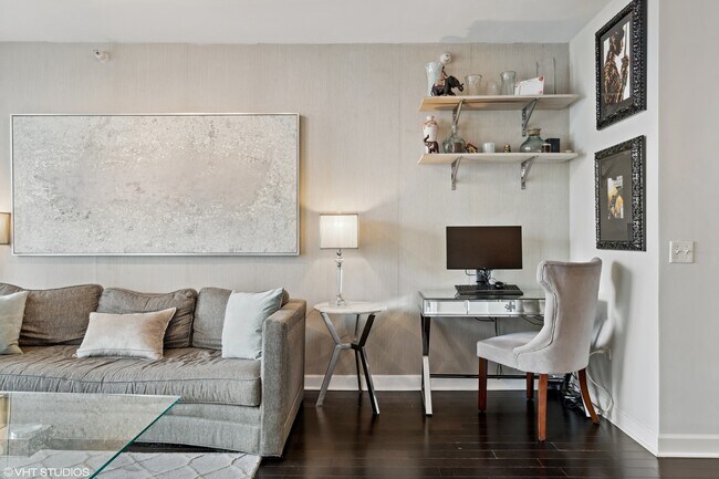 Photo - 645 N Kingsbury St Unit 2307