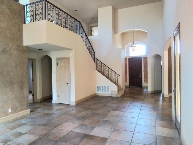 Photo - 12708 Desert Marigold Ln NE