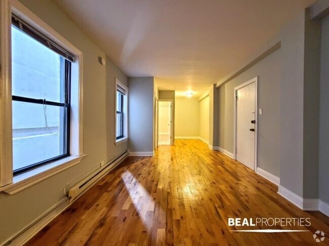 Building Photo - 0 bedroom in CHICAGO IL 60610 Unit 403 Rental