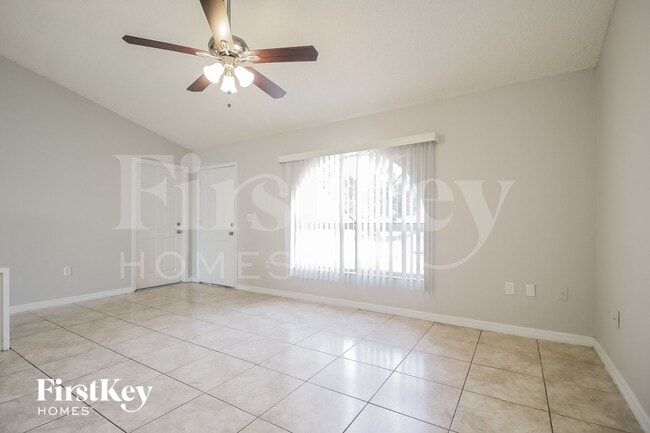 315 Caen Ct