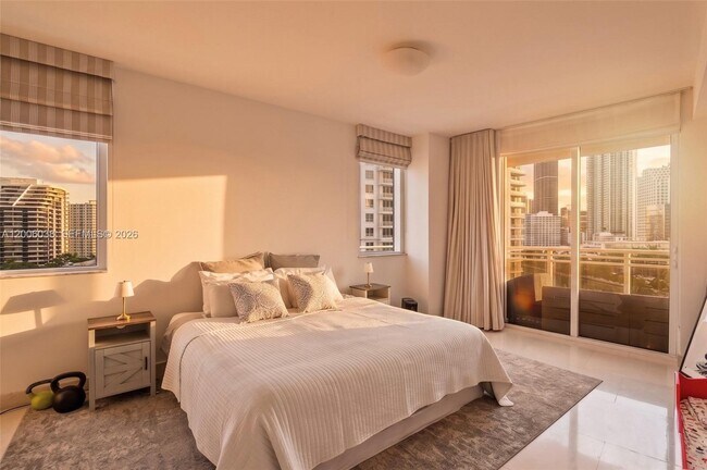 Photo - 901 Brickell Key Blvd Unit 1009