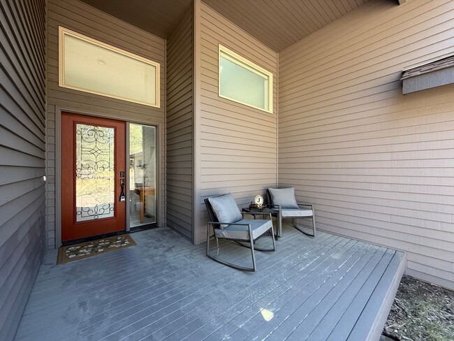Photo - 3 Cinder Ln