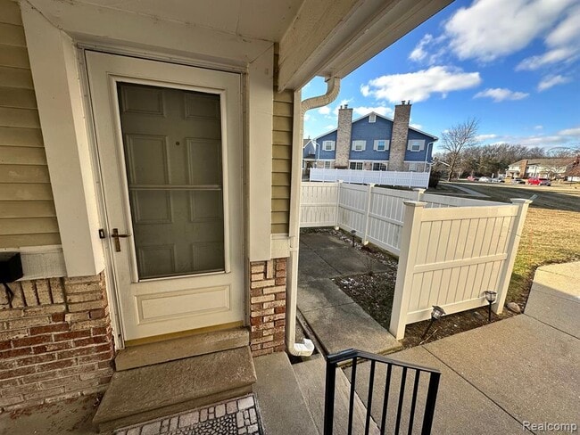 Photo - 20923 W Glen Haven Cir