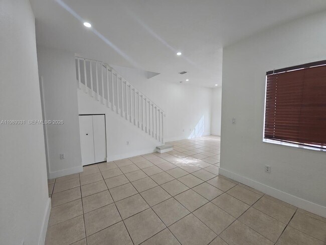 Photo - 10919 SW 182nd Ln