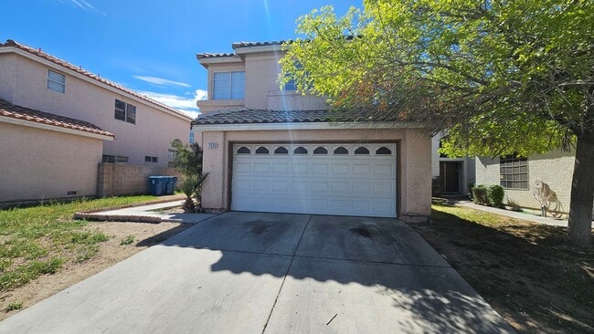 Photo - 4 Bedroom!  Buffalo & Smoke Ranch Area!