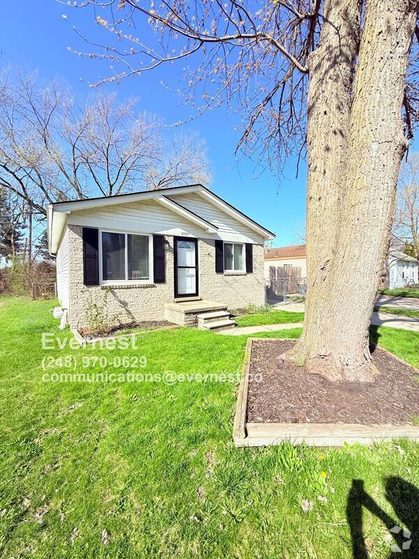 Building Photo - 20931 Vermander Ave Rental