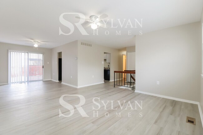 Photo - Spacious 6 bedroom home in Randallstown!