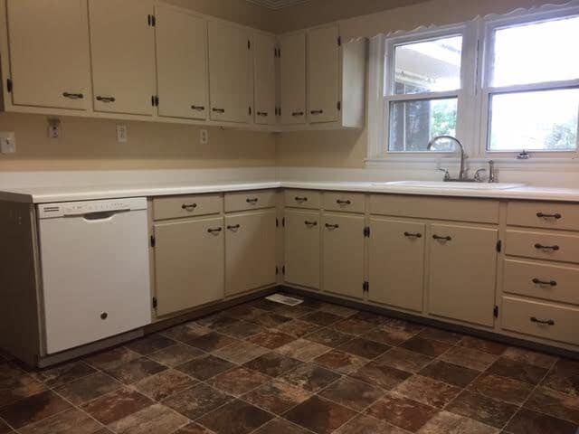 Photo - 960 N Pierce Ave