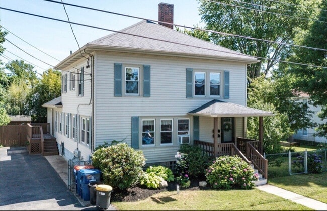 Building Photo - 22 Fairmount St