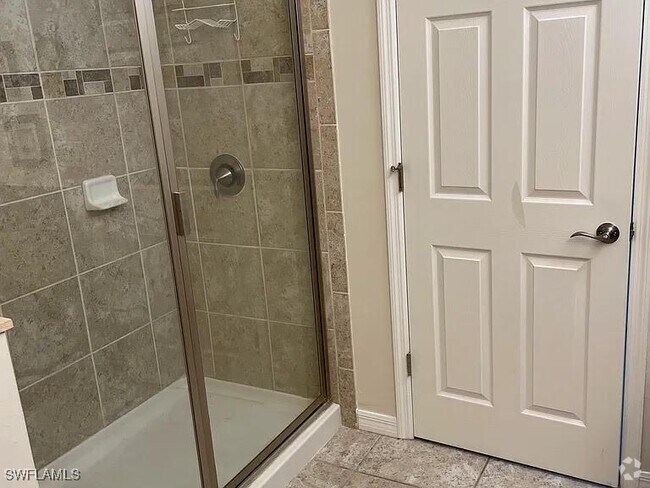 Building Photo - 8570 Evernia Ct Unit 203 Rental