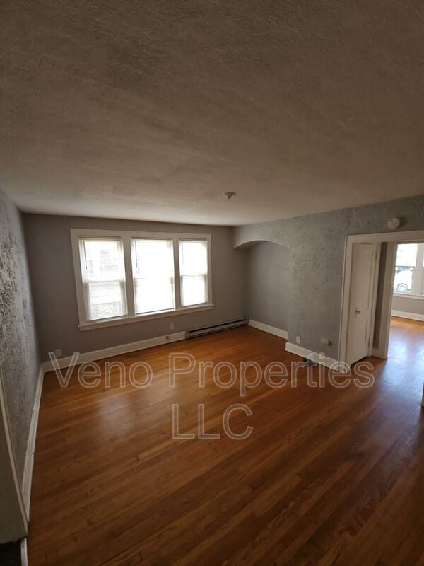 Photo - 99 Winthrop Ave