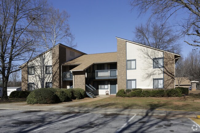 Photo - Pine Ridge Apartments