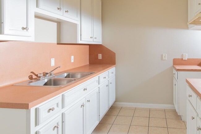Photo - Duplex For Lease Unit Cravens Place C1