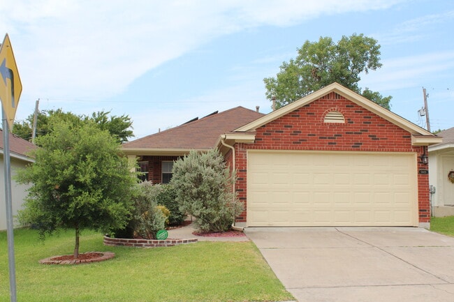 5605 Bentsen Ln