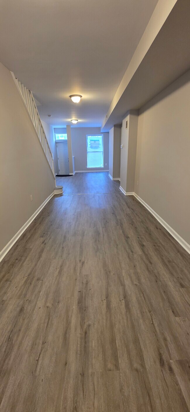 Photo - 420 N Montford Ave