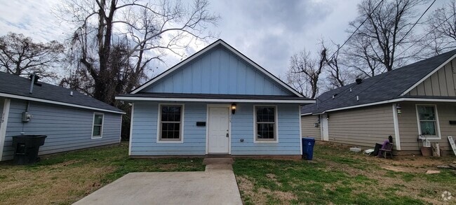 Building Photo - Amazing 3 Bed/1 Bath, Newer Construction, ... Rental