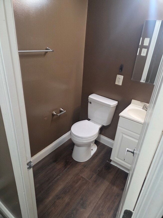 1009 Chillum Rd Unit 410