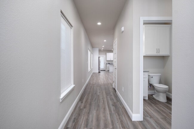 Photo - 1810 3rd Ave