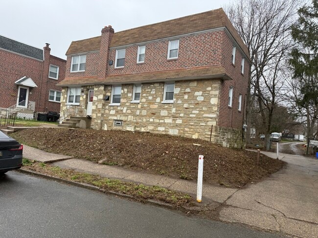 Building Photo - Princeton Ave Unit 1