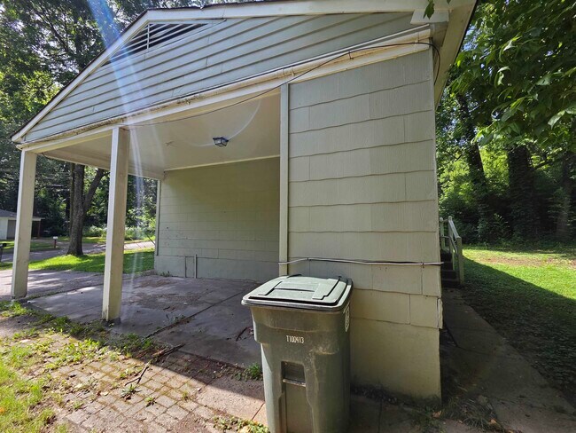 3545 Debby Dr