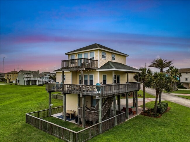 4114 Courageous Ln