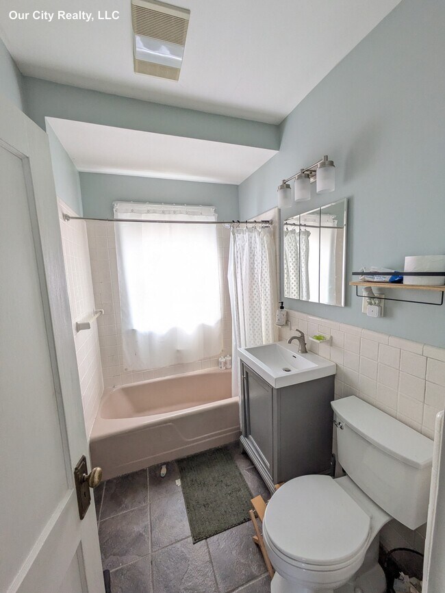 Photo - 64 Ten Hills Rd Unit 1