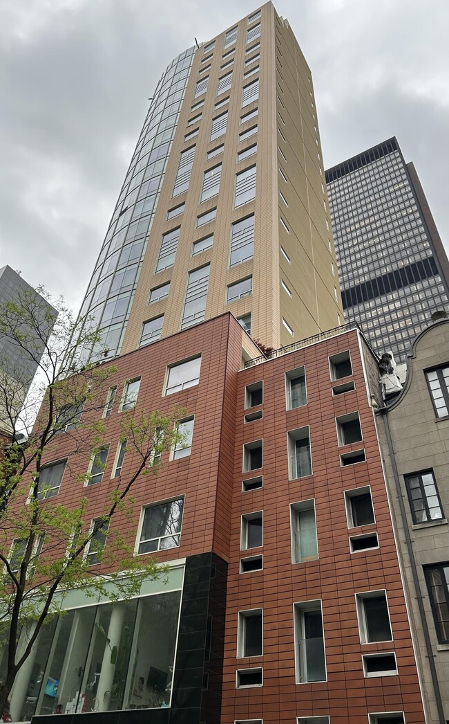 Building Photo - 250 E 49th St Unit 18-A