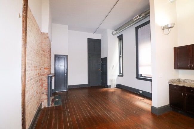 Photo - 1531 Elm St
