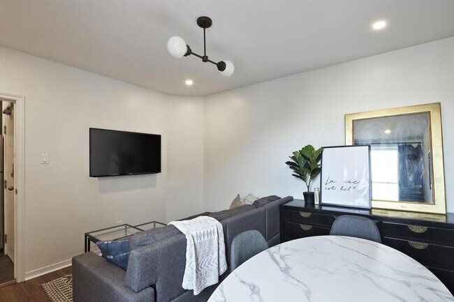 Photo - 331 Catherine St