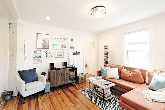 Photo - Charming & Updated Pet-Friendly Belmont Rental