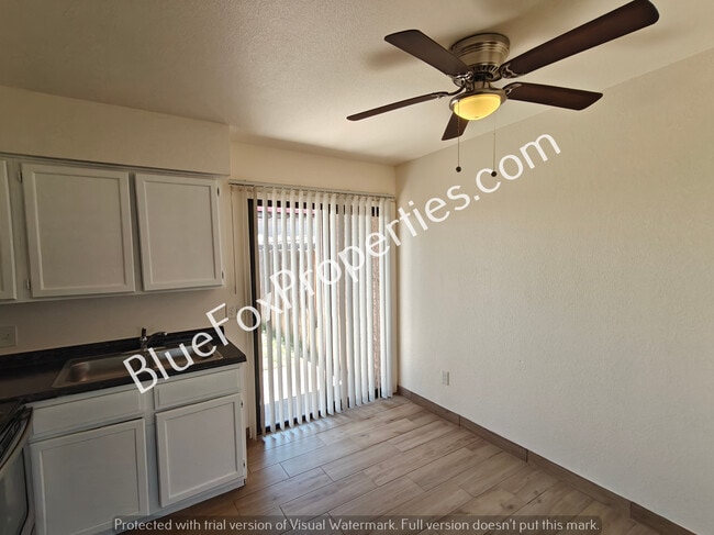 Photo - 2427 N Fair Oaks Ave