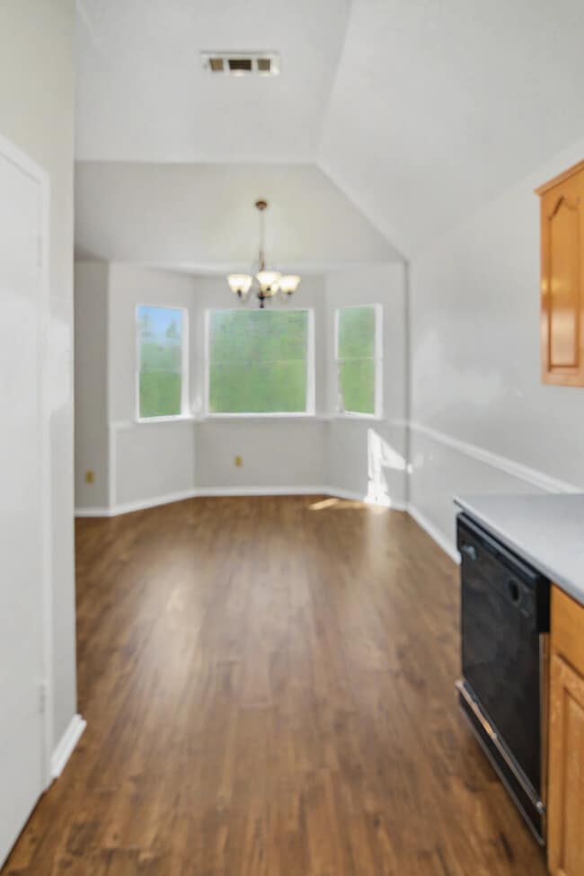 Photo - 1502 Cedar Ln