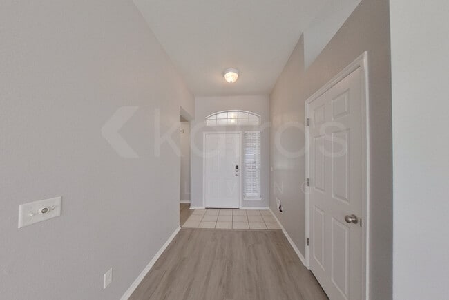 Photo - 113 Great Oaks Dr