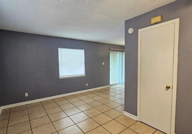 Photo - 506 Alpine St