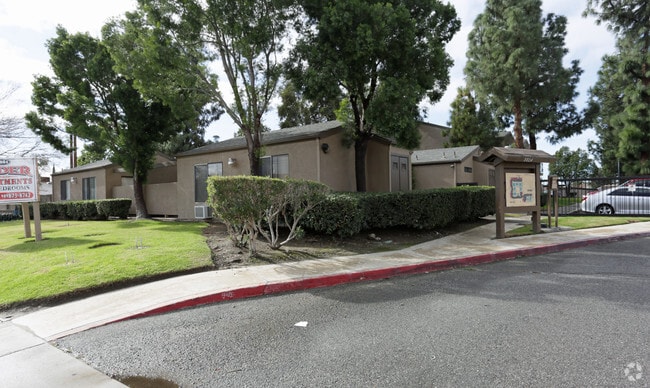 Photo - Alder Apartments