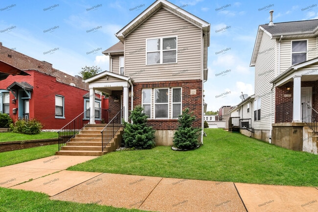 Building Photo - 4219 Swan Ave