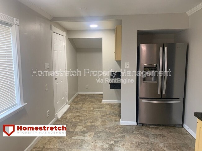Photo - 7743 Genesta St
