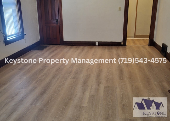 Photo - $750 OFF - Move In Special! Freshly Painte...