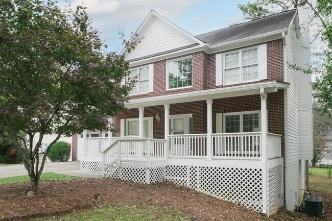 4085 Pineset Dr